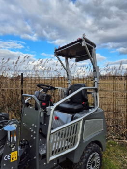 Elektro Hoflader L1580e mit Schaufel